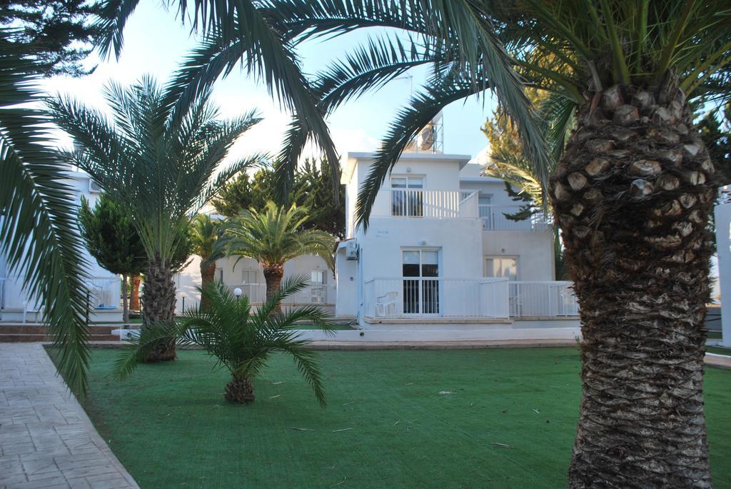 Flisvos Beach Apartments Протарас Стая снимка