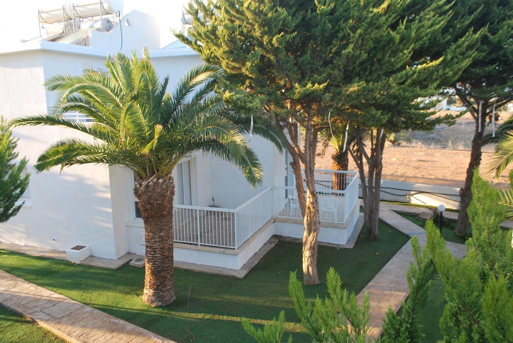 Flisvos Beach Apartments Протарас Екстериор снимка
